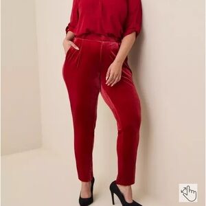 TORRID Relaxed Taper Velvet High-Rise Pant With Pockets Size 20T NEW
